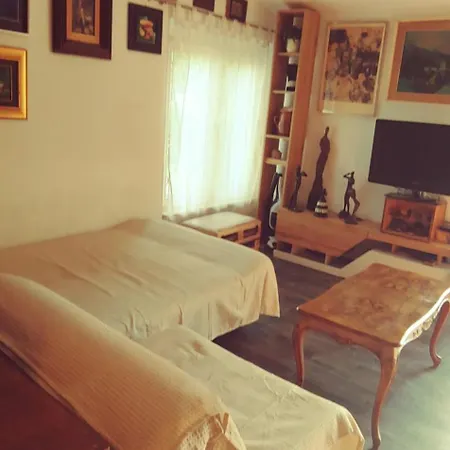 Dom Atelje Holiday home Ljubljana