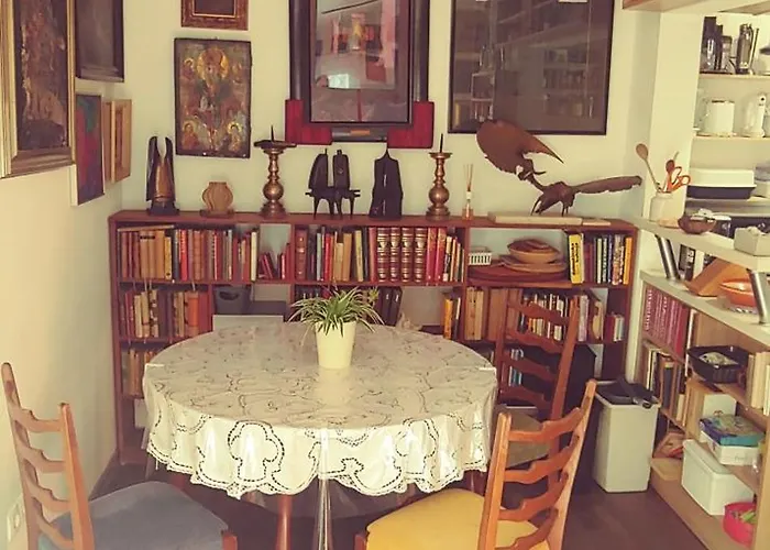 Dom Atelje Semesterbostad *